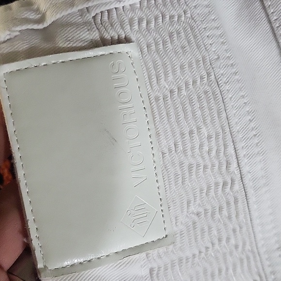 Like new Victorious jeans - Picture 6 of 7